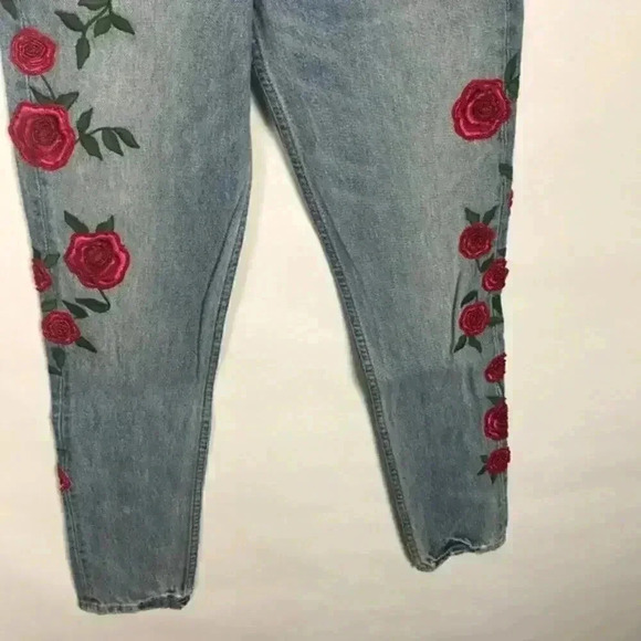 GRLFRND Karolina Embroidered Jeans Size 26 - Picture 2 of 8